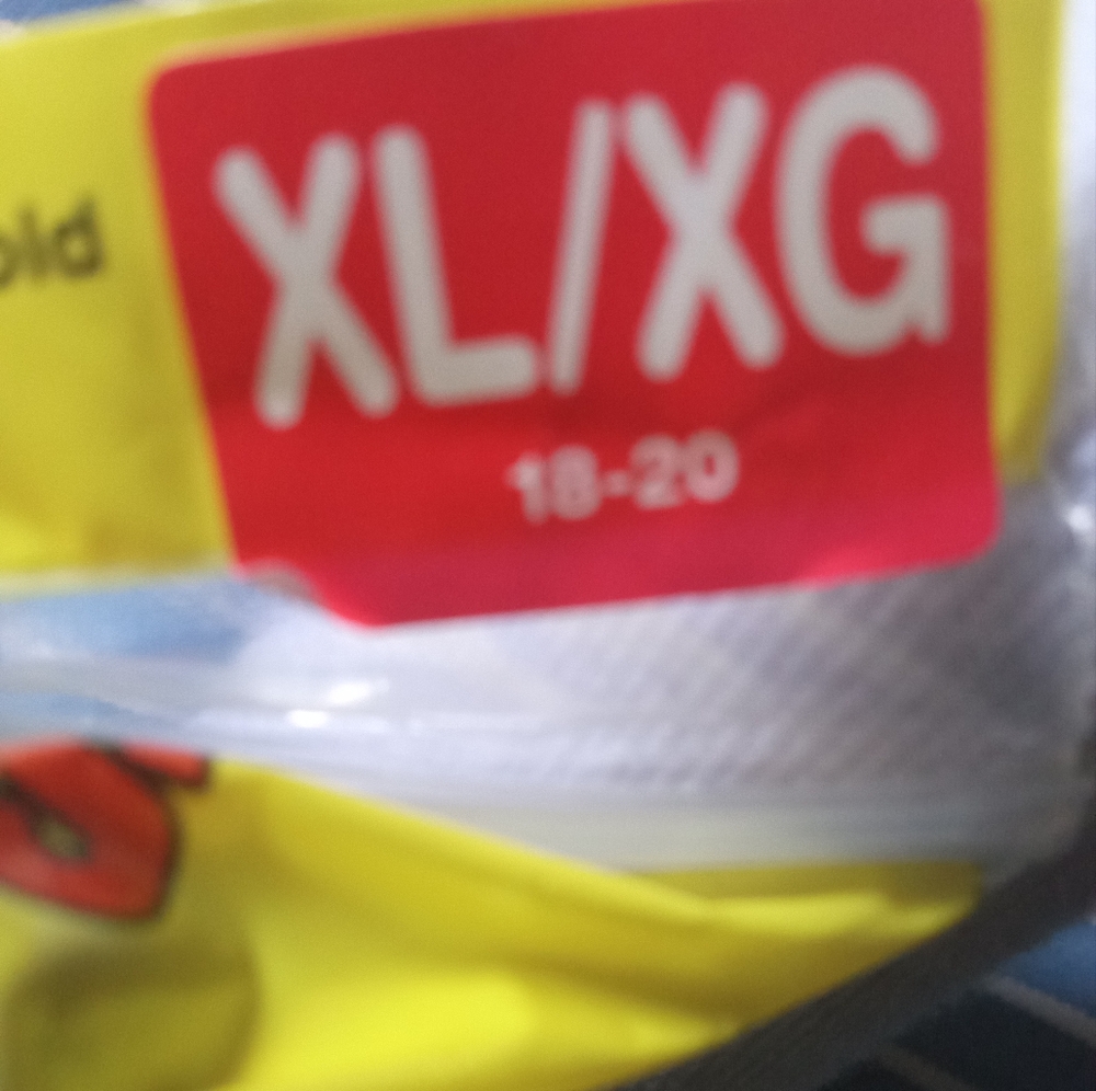 Hanes free pk w purchase - Picture 5 of 5